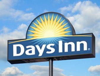 Days Inn & Suites By Wyndham Madisonville Extérieur photo